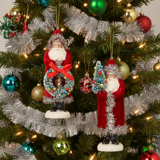Vintage Style Santa with Wreath or Christmas Tree Hanging Decoration