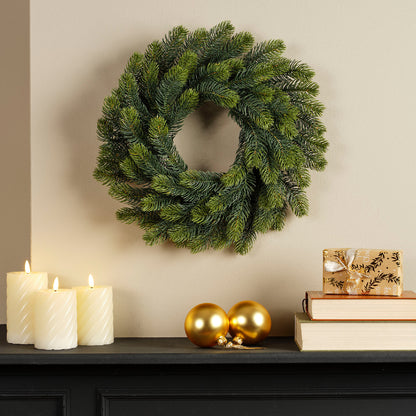 Everlands Winnipeg Real Look Christmas Wreath 50cm