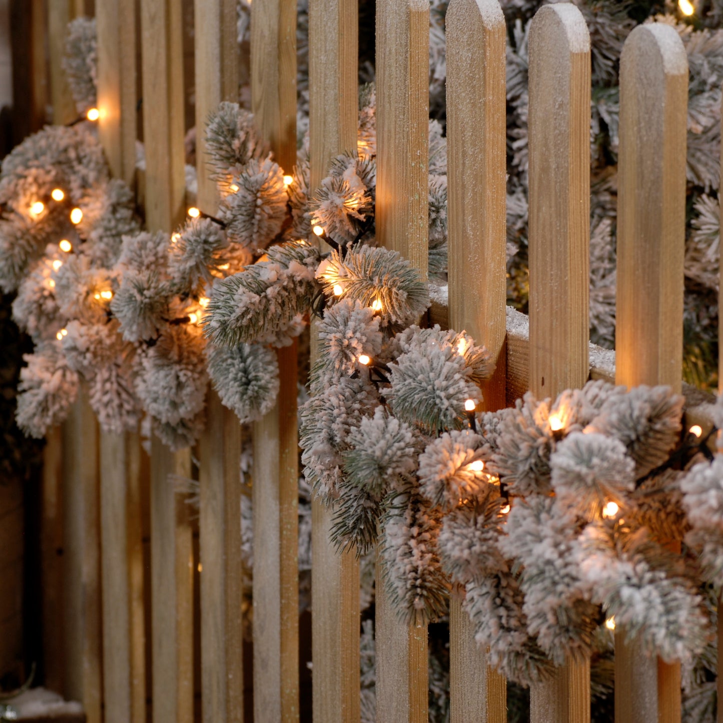 Festive 600 Firefly Christmas Lights Warm White