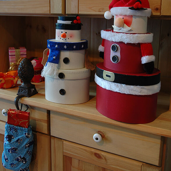 Acorn Design Christmas Stocking Hanger